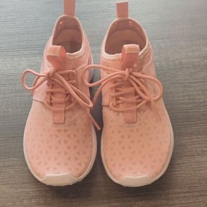 Nike Tennis Shoe size 5  pink